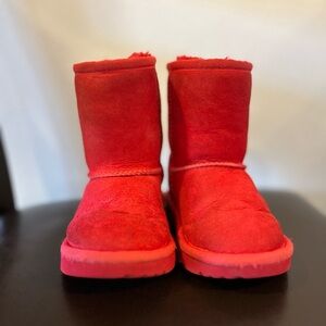 UGG Toddlers Classic II Boots Samba Red Size 8